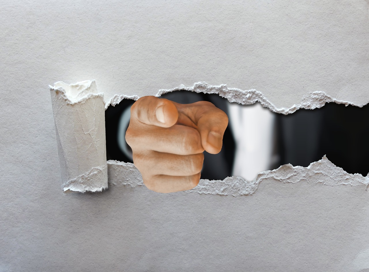 ヒゲ脱毛をして会社バレるリスクを避ける方法は？