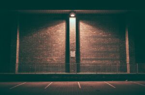 大阪のヒゲ医療脱毛で駐車場ありの料金はいくらですか？